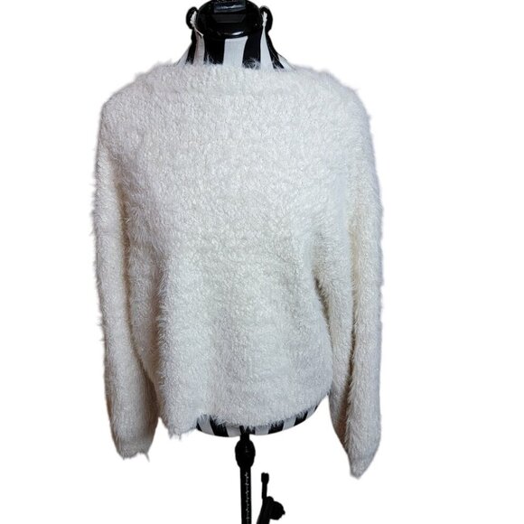 Super Soft and Sparkly Joie Crop Sweater - Size XL - Picture 5 of 9